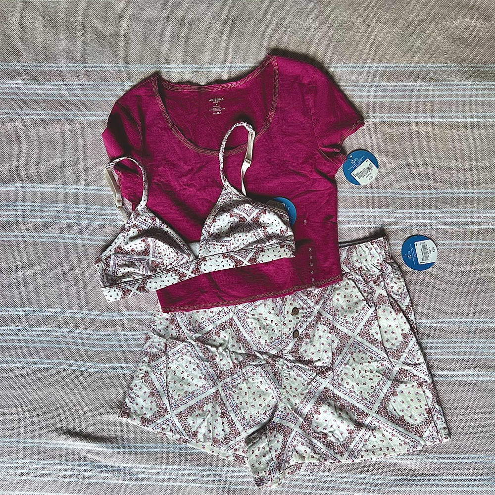 Arizona Body pajama set NWT.